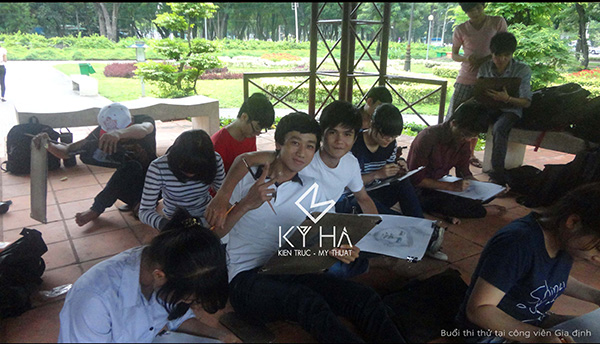 lop-hoc-luyen-thi-kien-truc-my-thuat-ky-ha-01